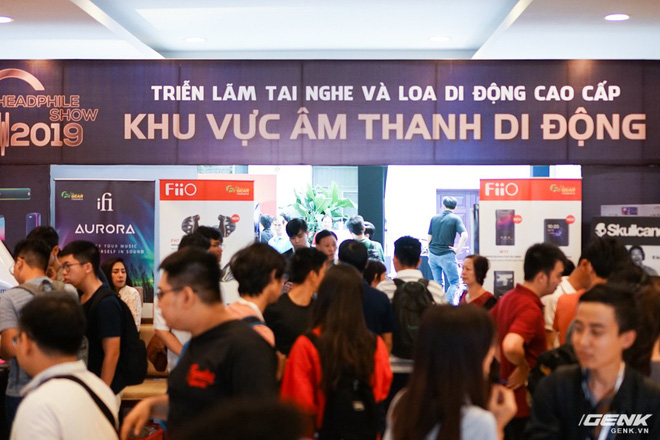 Cận cảnh tai nghe trị giá gần 3 tỉ đồng tại Headphile Show 2019 - Ảnh 1.