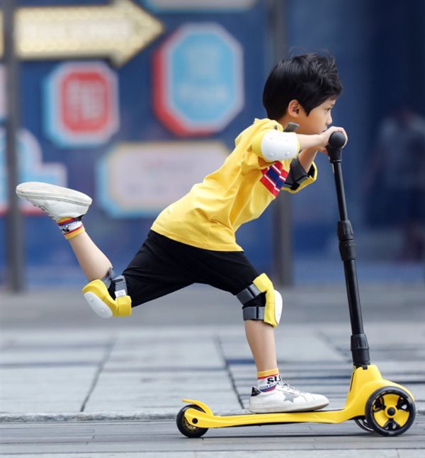 Xiaomi ra mắt xe trượt scooter cho trẻ em, gập lại dễ dàng, thiết kế chống té ngã, giá 837 ngàn - Ảnh 1.