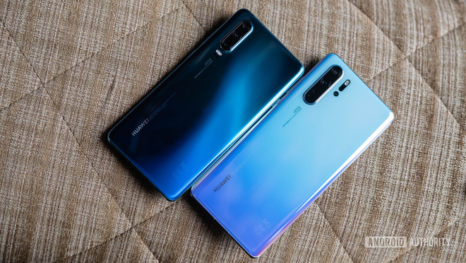 Siêu phẩm Huawei P30 mất giá còn một nửa chỉ sau 4 tháng ra mắt - Ảnh 3.