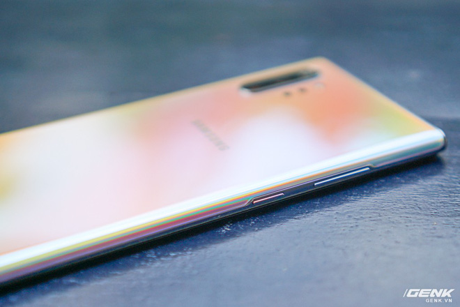 Mở hộp Galaxy Note10+ màu Ánh Cực Quang xem có gì mới - Ảnh 14.