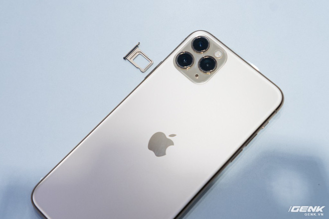 iPhone 11 Pro Max về Việt Nam trước ngày Apple mở bán - Ảnh 9.