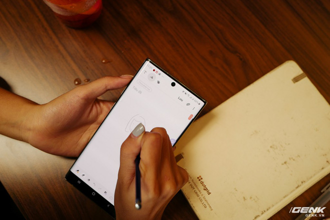 Cho iFan cầm thử Galaxy Note10+: thấy chỗ nào hay hơn iPhone, chỗ nào còn chưa được tốt? - Ảnh 5.