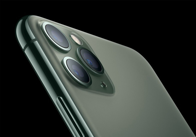 Bị chê bai hết lời nhưng cụm camera trên mặt lưng iPhone 11 chính là yếu tố giúp gia tăng doanh số - Ảnh 1.