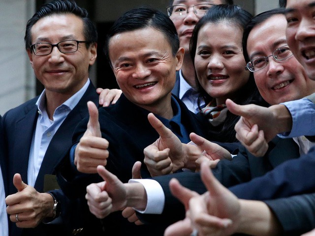 Jack Ma: Từ người 2 lần trượt đại học, 10 lần bị Harvard từ chối và 30 lần xin việc thất bại đến tỷ phú nổi tiếng thế giới - Ảnh 9.