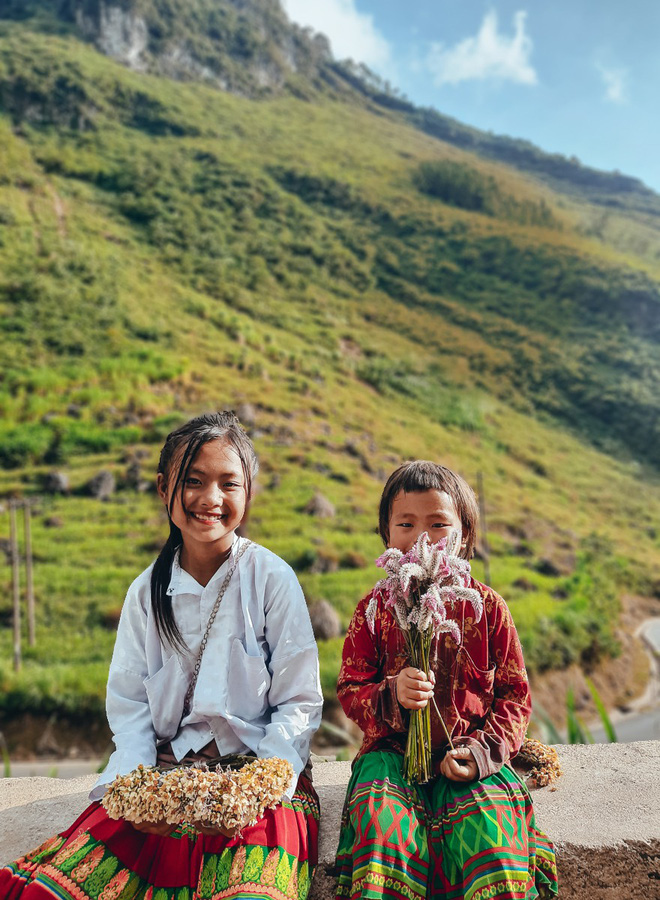 Những chiêu cứu cánh cần bỏ túi ngay khi đi du lịch với lũ bạn không biết chụp ảnh đẹp là gì - Ảnh 9.