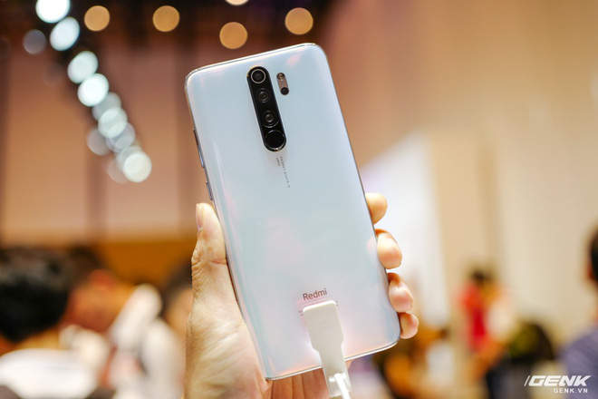Xiaomi ra mắt không phải 1 mà là 3 chiếc Redmi tại Việt Nam, giá chỉ từ 2.990.000 đồng - Ảnh 1.