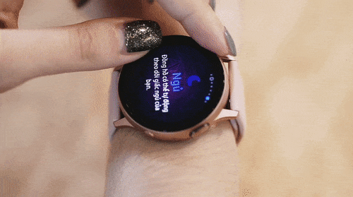 Trên tay Galaxy Watch Active 2: Viền xoay cảm ứng, hai cỡ màn hình, đặt hàng trước tặng tai nghe Bluetooth 3.5 triệu - Ảnh 4.