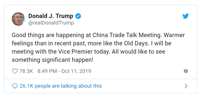 Chỉ bằng một dòng tweet, Tổng thống Trump vừa giúp Apple lên đỉnh nghìn tỷ đô - Ảnh 1.