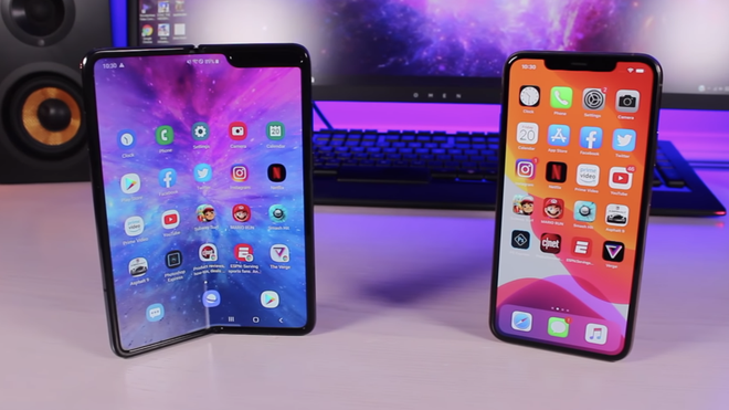 Khác biệt hoàn toàn với các đối thủ, Samsung Galaxy Fold thực sự là smartphone cao cấp nhất thị trường Việt Nam - Ảnh 1.