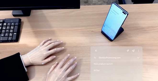 [CES 2020] Cận cảnh bàn phím vô hình Selfie Type của Samsung: Quảng cáo có khác với thực tế? - Ảnh 1.