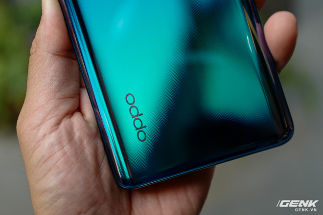 Cận cảnh bộ đôi OPPO Find X2 series: không chê được về thiết kế - Ảnh 6.