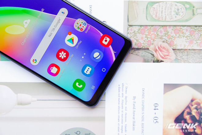 Trên tay Galaxy A31: ngoại hình chuẩn mực dòng A, 4 camera 48MP, pin 5000mAh - Ảnh 5.