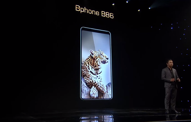 Bphone B86 ra mắt: Thiết kế không phím bấm, tích hợp camera kép và CPU tầm trung, giá bán từ 8,99 triệu đồng - Ảnh 3.