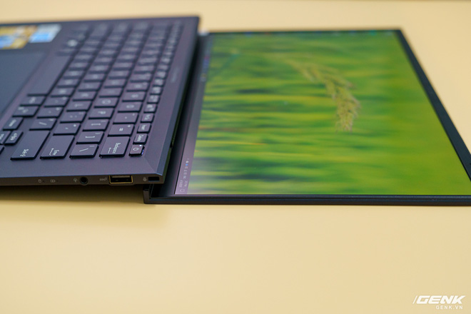 Đánh giá laptop Asus ExpertBook B9: lựa chọn mang tính tất cả vì công việc - Ảnh 10.