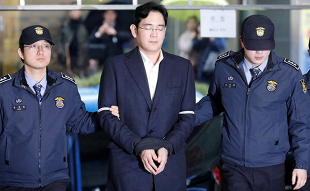  Samsung nín thở chờ phán quyết của tòa với Phó chủ tịch Lee: Danh tiếng tập đoàn và ngôi vị thái tử đang lung lay giữa lúc khó khăn trùng trùng - Ảnh 6.