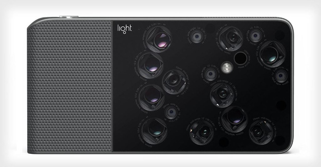 Light chính thức từ bỏ phát triển smartphone siêu-nhiều-camera: Phần cứng mạnh đã chính thức thua vài dòng code - Ảnh 1.