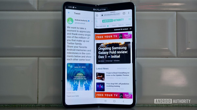 Smartphone màn hình gập “giá rẻ” Samsung Galaxy Fold Lite sẽ có giá 900 USD, ra mắt vào năm 2021 - Ảnh 1.