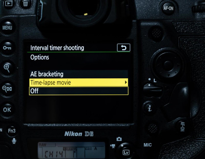 Trên tay máy ảnh cao cấp Nikon D6: Có cả khóa chống trộm Kensington giống như laptop - Ảnh 6.