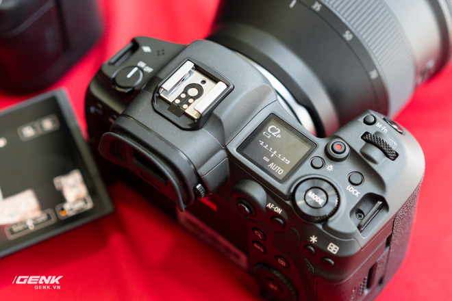 Trên tay bộ đôi máy ảnh Canon EOS R5 và R6: Cấu hình video mạnh mẽ, giá khá cao - Ảnh 4.