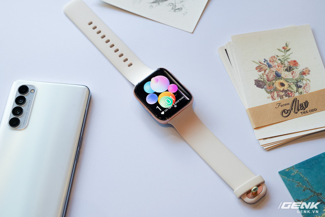 Trên tay OPPO Watch Sơn Tùng M-TP đeo trong MV Có Chắc Yêu Là Đây: Rất đẹp, hoàn thiện tốt không thua Apple Watch, nhìn nghiêng thấy khác biệt - Ảnh 2.