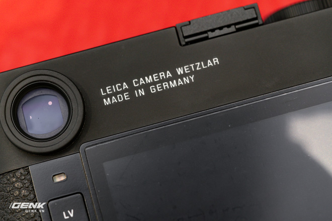 Đập hộp máy ảnh Leica M10-R: Vẫn là nét lạnh lùng hấp dẫn, cảm biến 40-megapixel, giá 219 triệu đồng - Ảnh 16.