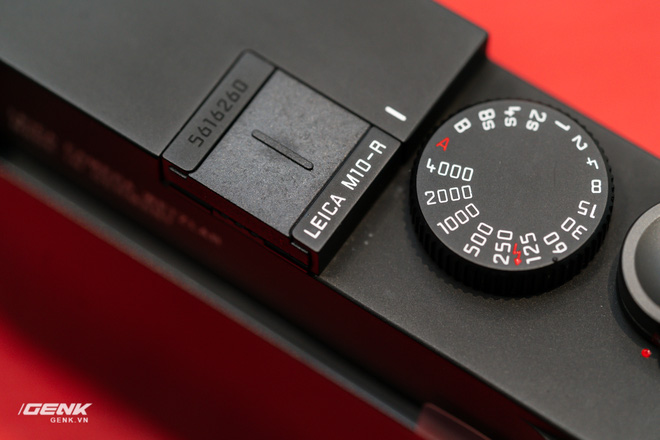 Đập hộp máy ảnh Leica M10-R: Vẫn là nét lạnh lùng hấp dẫn, cảm biến 40-megapixel, giá 219 triệu đồng - Ảnh 15.