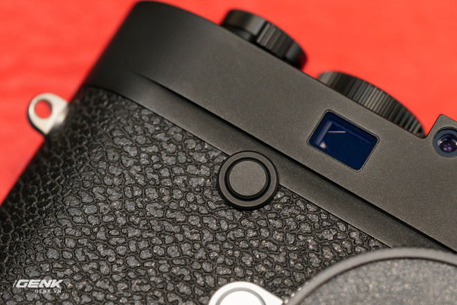 Đập hộp máy ảnh Leica M10-R: Vẫn là nét lạnh lùng hấp dẫn, cảm biến 40-megapixel, giá 219 triệu đồng - Ảnh 8.