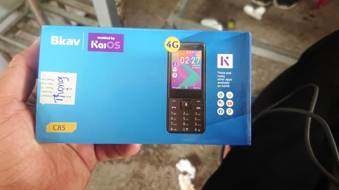 Điện thoại cơ bản của BKAV lộ diện: Chạy KaiOS, hỗ trợ 4G, sản xuất tại Trung Quốc - Ảnh 1.