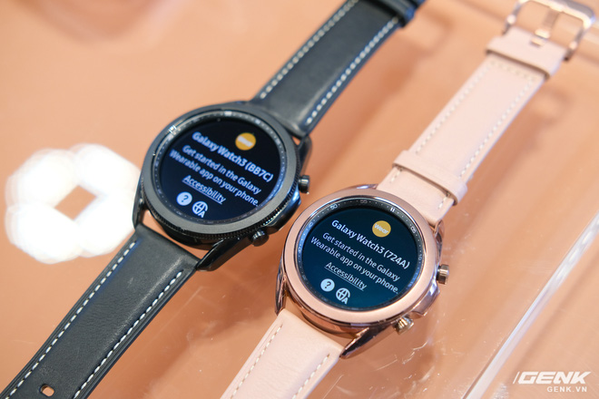 Trên tay đồng hồ Samsung Galaxy Watch 3 và tai nghe không dây chống ồn hạt đậu Galaxy Buds Live - Ảnh 1.