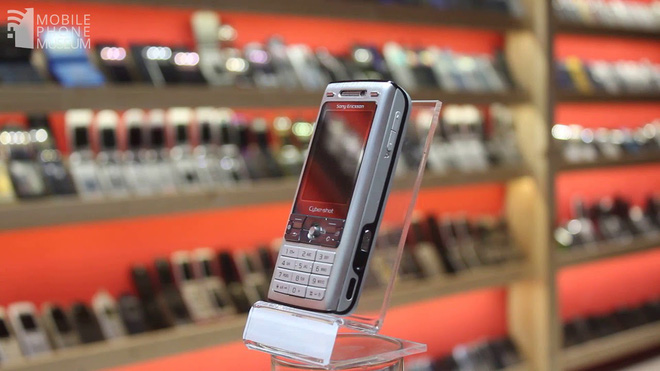 Nhìn lại Sony Ericsson K800: Chiếc điện thoại vừa ngầu vừa đa tài, bằng chứng cho một thời huy hoàng của Sony Ericsson - Ảnh 8.