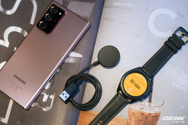 Mở hộp Galaxy Watch3 mặt 45mm: Thiết kế thanh lịch hơn, trang bị khả năng đo nồng độ oxy trong máu, có hơn 120 bài tập tại nhà, bản GPS giá từ 9,99 triệu đồng - Ảnh 4.