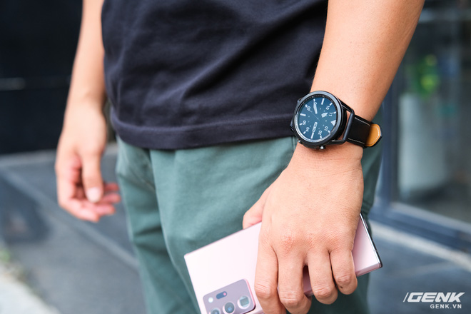Mở hộp Galaxy Watch3 mặt 45mm: Thiết kế thanh lịch hơn, trang bị khả năng đo nồng độ oxy trong máu, có hơn 120 bài tập tại nhà, bản GPS giá từ 9,99 triệu đồng - Ảnh 6.