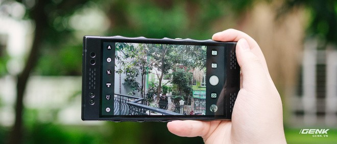 Từng có giá ngàn đô, smartphone siêu quay phim về VN với giá chưa đến 6 triệu đồng - Ảnh 16.