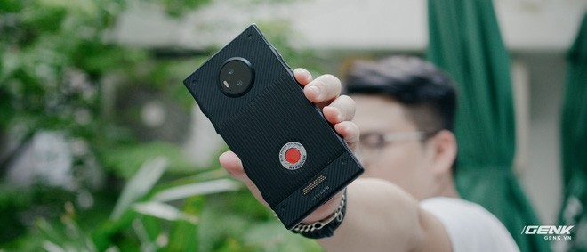 Từng có giá ngàn đô, smartphone siêu quay phim về VN với giá chưa đến 6 triệu đồng - Ảnh 21.