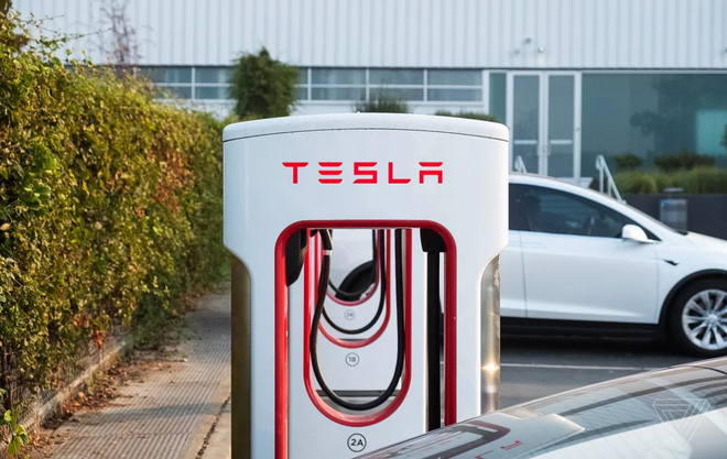 Lỗ hổng phần mềm trong trạm sạc Superchargers của Tesla giúp nhiều chủ xe điện thương hiệu khác hưởng sái - Ảnh 2.