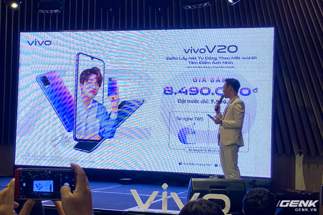 Vivo V20 chính thức bán ra tại Việt Nam, thiết kế đẹp, màu sắc trẻ nhưng giá chưa thực sự hấp dẫn nếu xét về cấu hình - Ảnh 7.