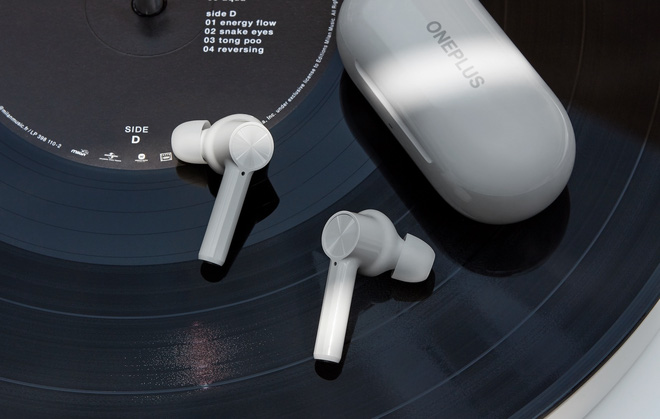 OnePlus Buds Z ra mắt: Không còn nhái AirPods, pin 5 giờ, giá rẻ chỉ 46 USD - Ảnh 1.