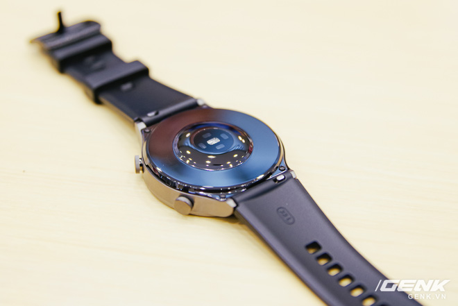 Trên tay Huawei Watch GT 2 Pro chính thức tại Việt Nam: đồng hồ thể thao cao cấp, pin đến 2 tuần giá 8.99 triệu đồng - Ảnh 3.