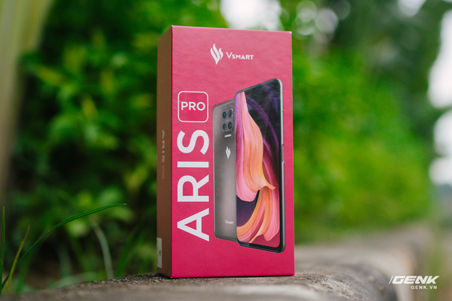 Chi tiết Vsmart Aris Pro: Smartphone Việt đầu tiên có camera ẩn dưới màn hình, giá 10 triệu - Ảnh 1.