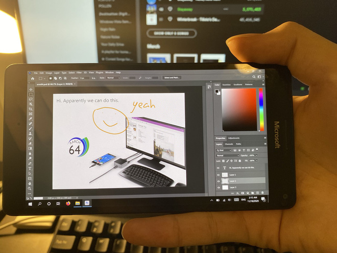 Smartphone Lumia cài Windows 10 ARM có thể chạy được cả Photoshop - Ảnh 1.