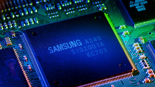 Samsung dùng 116 tỷ USD đốt cháy cuộc đua chip với TSMC - Ảnh 1.