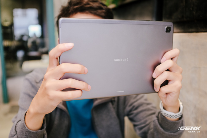 Trải nghiệm xem phim với Galaxy Tab A7: Tablet tầm trung, nhiều tính năng giải trí trọn vẹn - Ảnh 1.