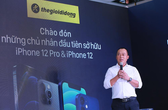 Ngày mở bán iPhone 12 tại Thế Giới Di Động: Đông nghịt khách từ online đến offline - Ảnh 3.