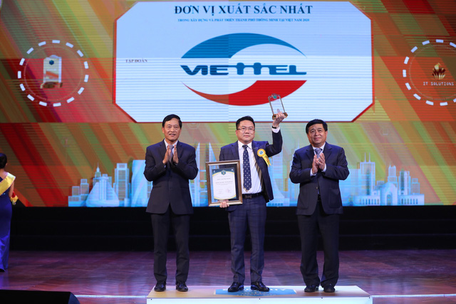 Chủ động quy hoạch hệ sinh thái số, Viettel là doanh nghiệp xuất sắc tại giải thưởng Thành phố thông minh Việt Nam 2020 - Ảnh 1.