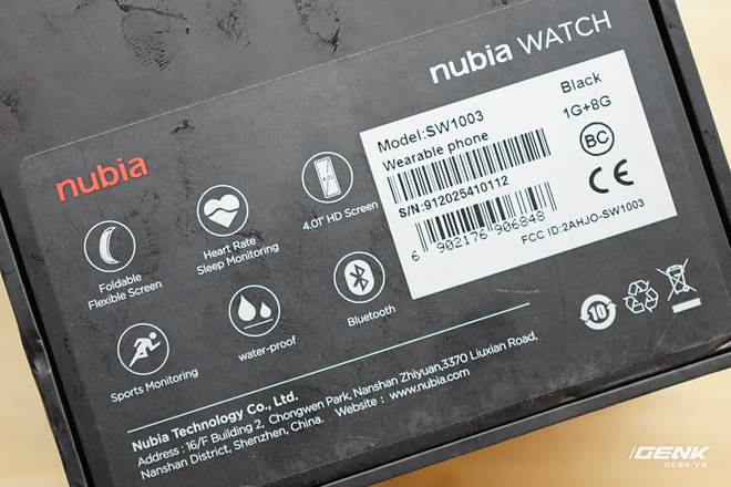 Trên tay Nubia Watch: Smartwatch màn hình uốn dẻo siêu dị không dành cho người bình thường - Ảnh 2.