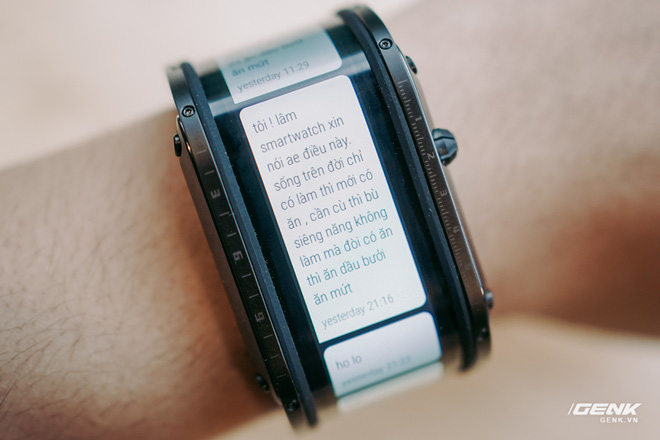 Trên tay Nubia Watch: Smartwatch màn hình uốn dẻo siêu dị không dành cho người bình thường - Ảnh 7.