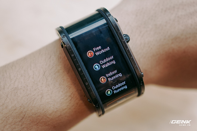 Trên tay Nubia Watch: Smartwatch màn hình uốn dẻo siêu dị không dành cho người bình thường - Ảnh 11.