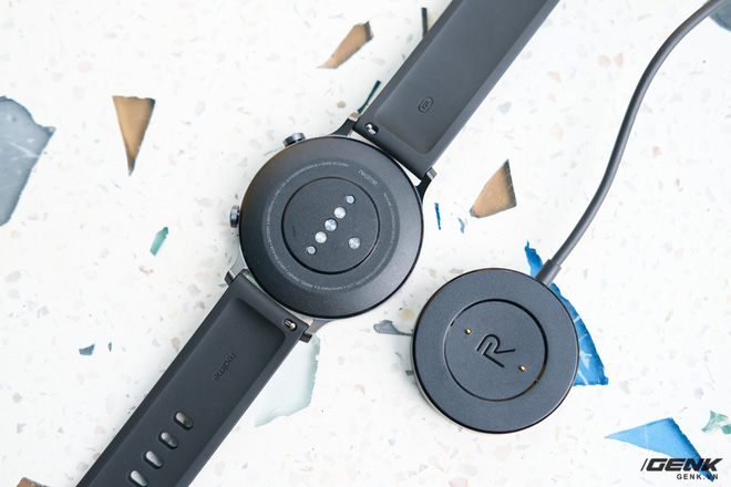 Trên tay Realme Watch S: Lột xác về ngoại hình, nhiều nâng cấp hấp dẫn, giá 2,99 triệu đồng - Ảnh 2.