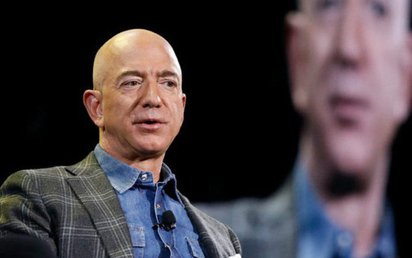  Chiếc ghế trống của Jeff Bezos giúp Amazon thành công ty 1.600 tỷ USD thế nào? - Ảnh 1.