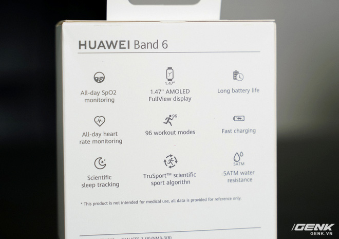 Trên tay Huawei Band 6: Smartband giá 1,5 triệu nhưng được cái màn hình lớn, nhiều tính năng xịn - Ảnh 4.